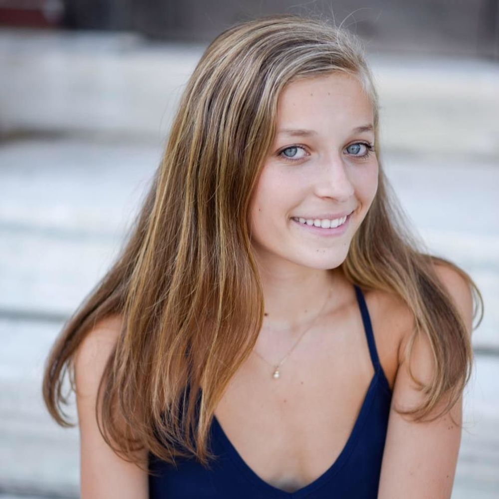 Meet your Posher, Julia